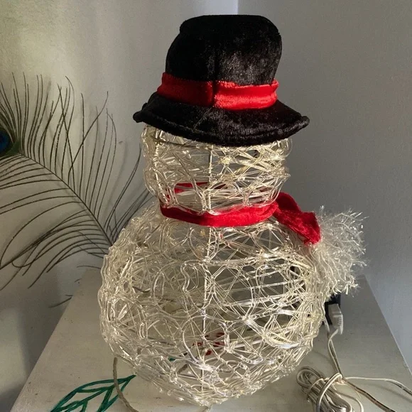 Lighted Snowman - Picture 7 of 10